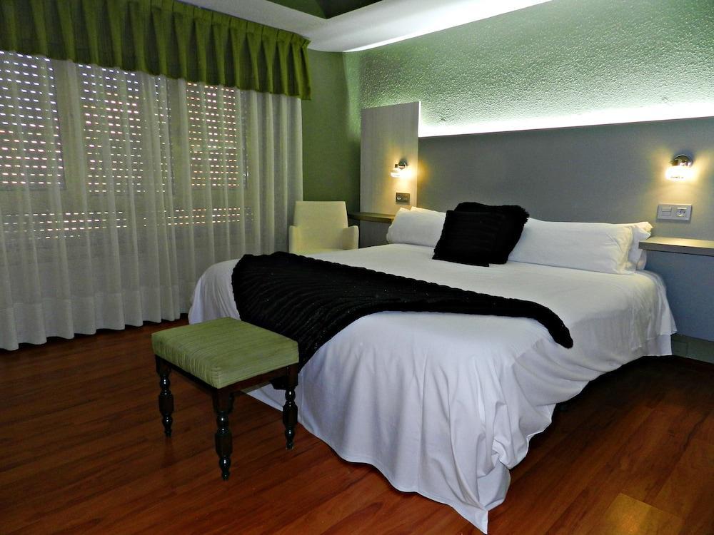 Hotel Alda Centro Χιχόν Εξωτερικό φωτογραφία