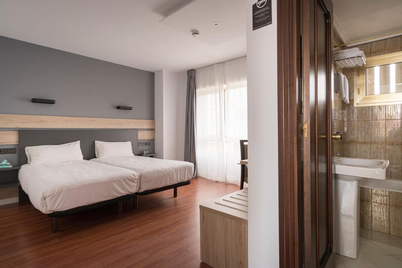 Hotel Alda Centro Χιχόν Εξωτερικό φωτογραφία